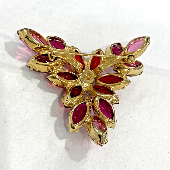 Vintage Rhinestone Brooch goldtone pink red prong set retro statement jewelry - Picture 5 of 8
